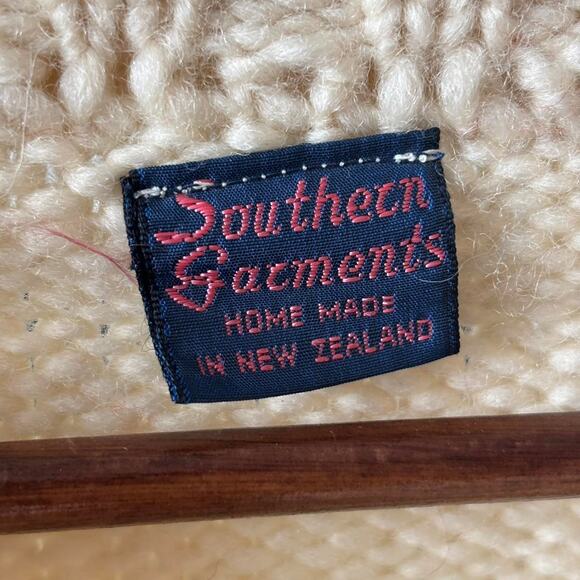 Southern Garments vintage handmade knit sweater geometric cream red brown - Picture 7 of 7